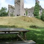 La Batisse Du Donjon Casa de Férias *