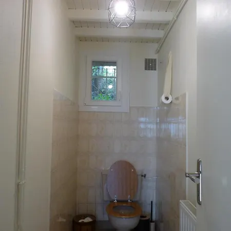 La Batisse Du Donjon