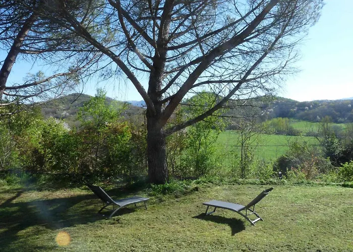 La Batisse Du Donjon * Montespan