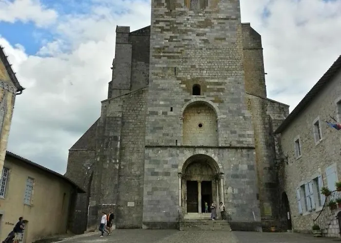 La Batisse Du Donjon Сasa de vacaciones Montespan