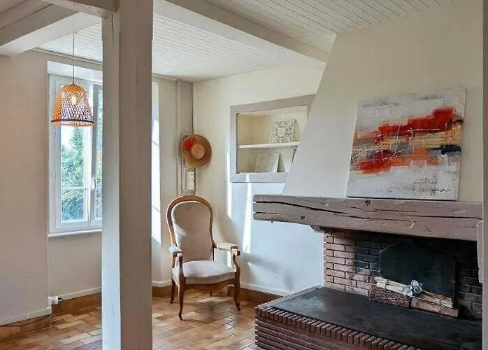 La Batisse Du Donjon Сasa de vacaciones *